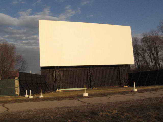 Dixie Twin Drive-In - 2006 Photo